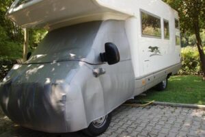 OSCURANTE ESTERNO MOTORE FIAT DUCATO cod. 0118456789010027